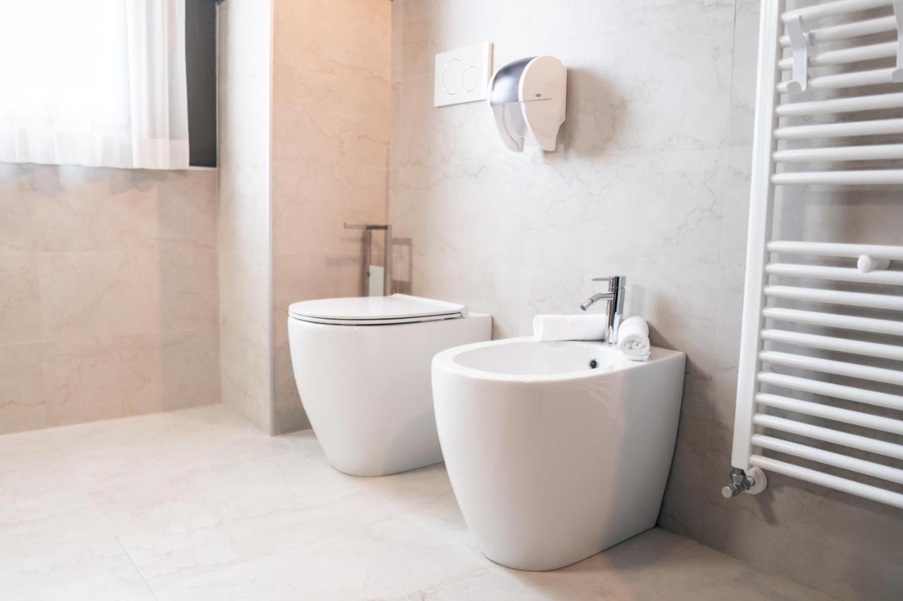 K Modern Hotel Peschiera del Garda Dış mekan fotoğraf