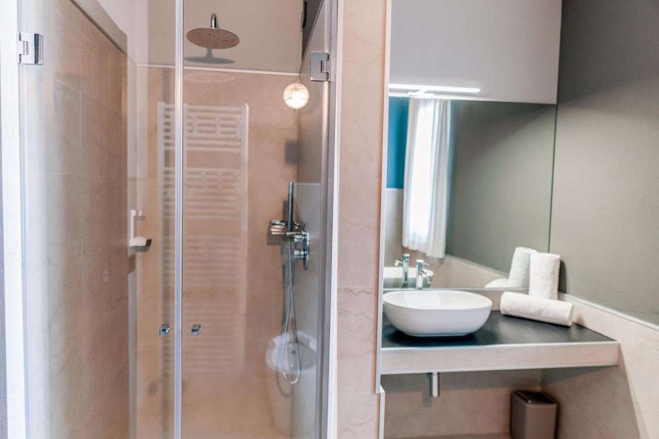 K Modern Hotel Peschiera del Garda Dış mekan fotoğraf